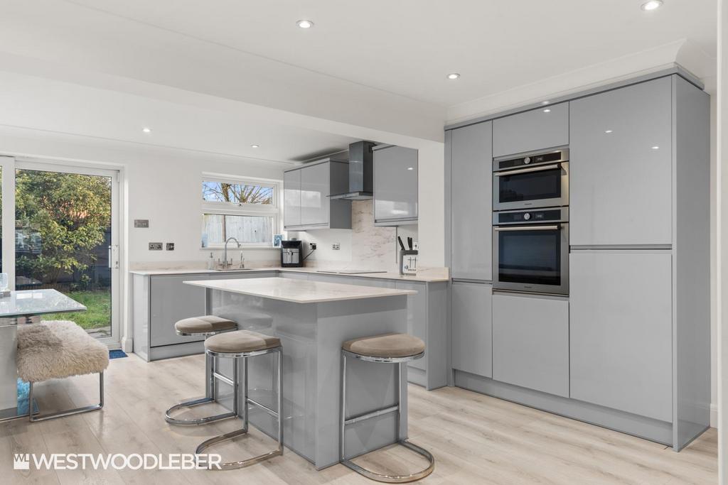 Woolmans Close 8 updated.jpg