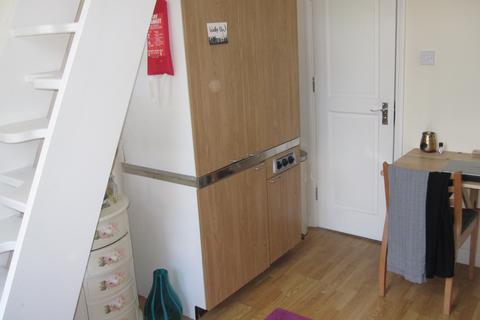 Studio to rent, 11 Sinclair Road, London, W14