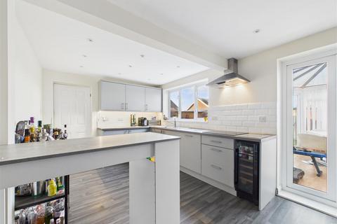 3 bedroom detached house for sale, Greenacre Park, Gilberdyke