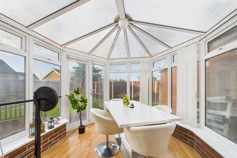 3 bedroom detached house for sale, Greenacre Park, Gilberdyke