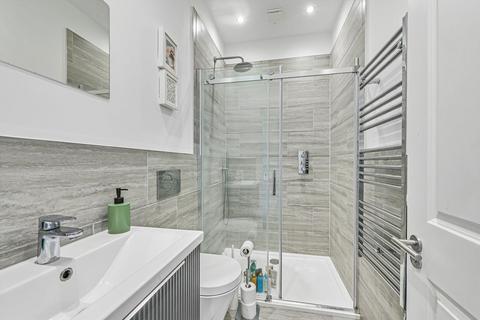 2 bedroom flat to rent, Brockley Road, London SE4