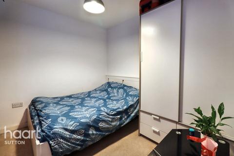 1 bedroom flat for sale, East Street, EPSOM