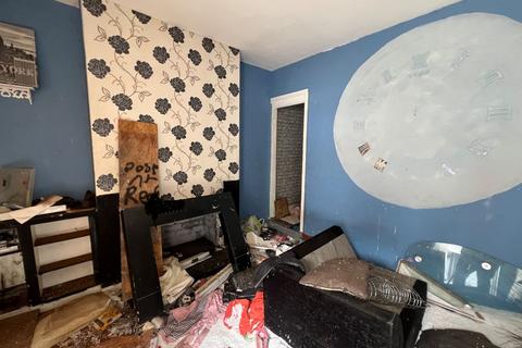 3 bedroom terraced house for sale, 142 London Road, Newcastle- under- Lyme, Staffordshire, ST5 7JD