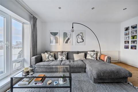2 bedroom flat for sale, Adelaide Road, Surbiton KT6
