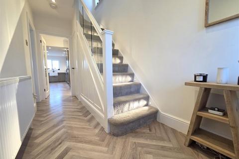 3 bedroom semi-detached house for sale, Burlish Crossing, Stourport-On-Severn