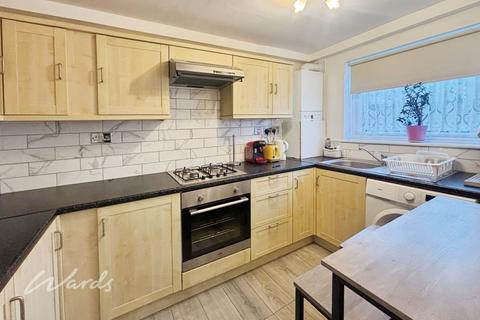 1 bedroom apartment to rent, St. Benedicts Avenue Gravesend DA12