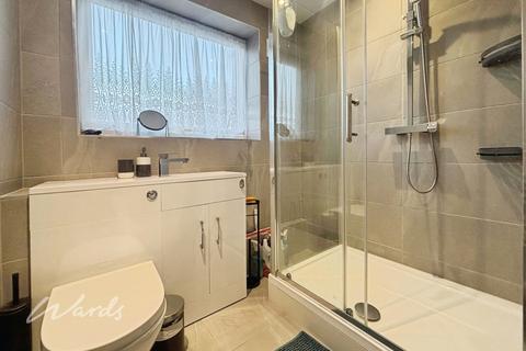 1 bedroom apartment to rent, St. Benedicts Avenue Gravesend DA12