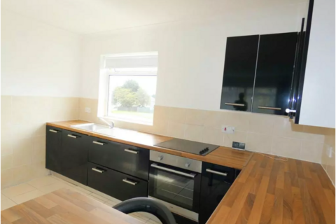 undefined, Loudon Crescent, Kilwinning KA13