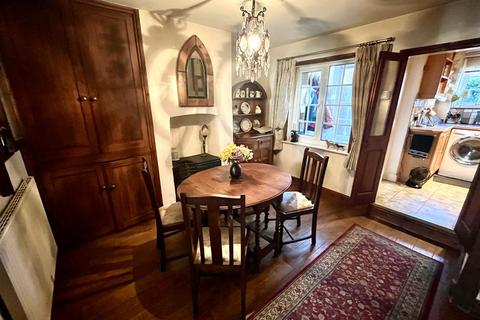2 bedroom terraced house for sale, Damgate Street, Wymondham