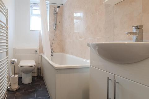 1 bedroom apartment for sale, Fourways Market, Welham Green North Mymms Hatfield AL9