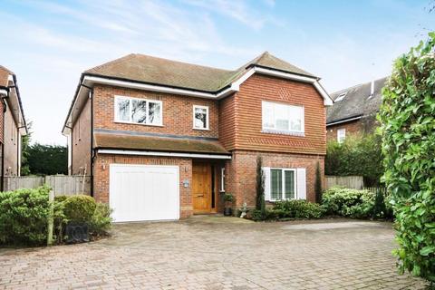 5 bedroom detached house to rent, LOWER ROAD, GREAT BOOKHAM, KT23
