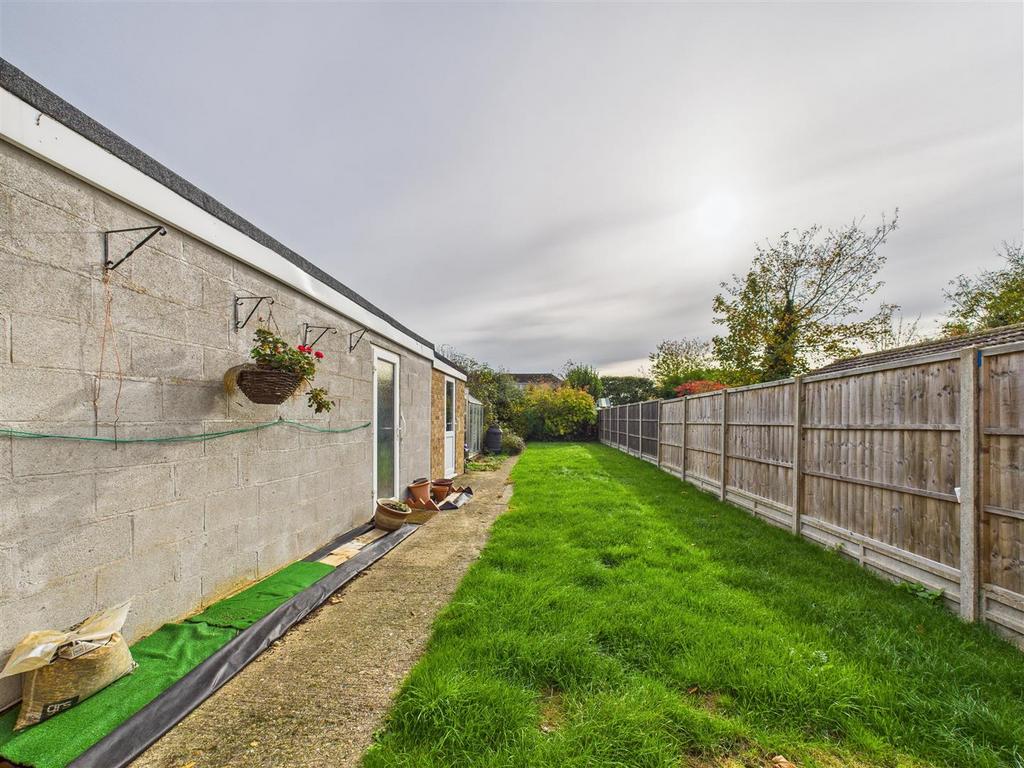 CAM04360 G0-PR0183-STILL010.jpg