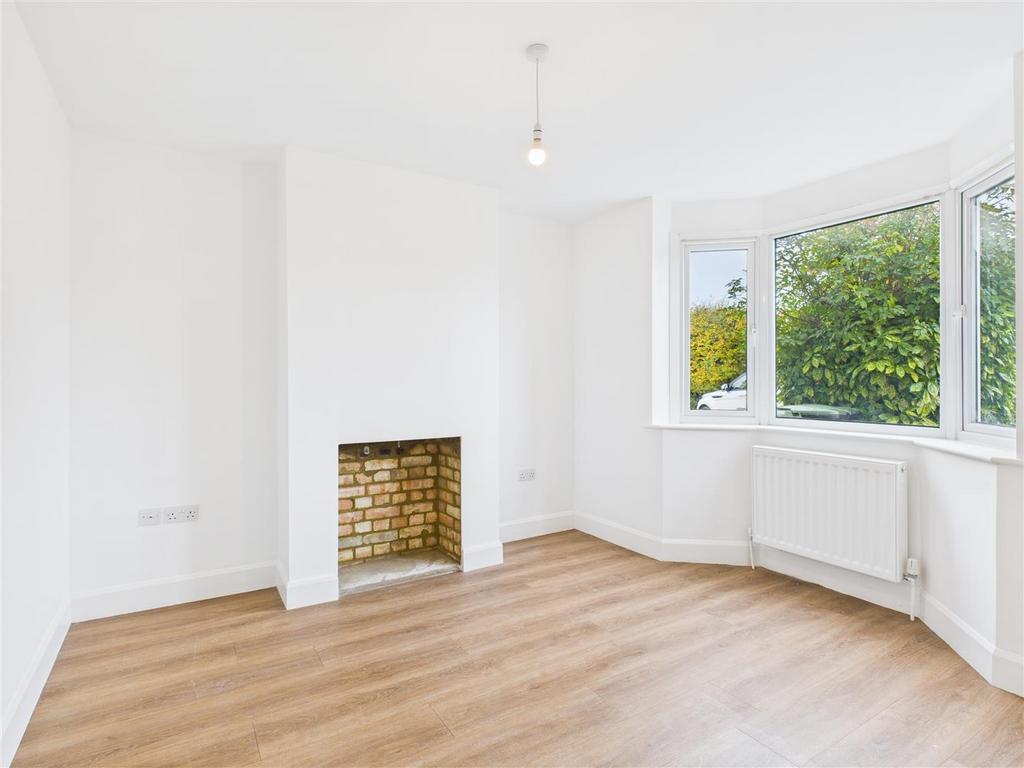 CAM04360 G0-PR0183-STILL004.jpg