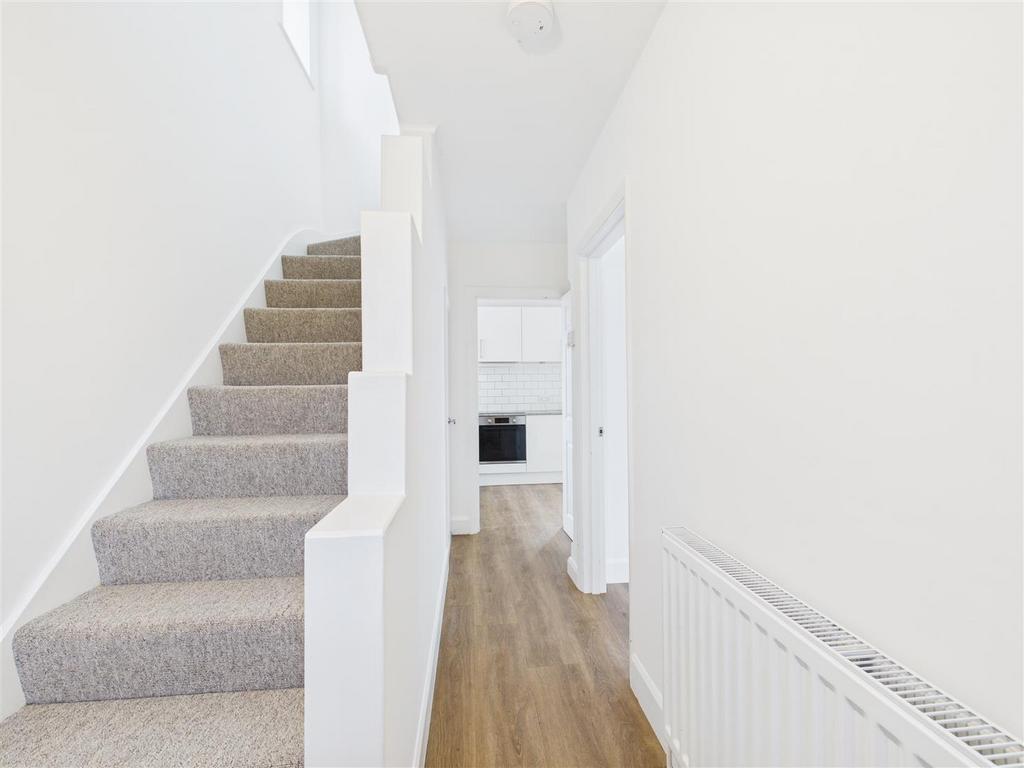 CAM04360 G0-PR0183-STILL003.jpg