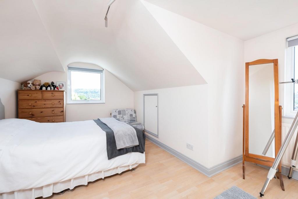 25 Bennetts Road, Bath, BA1 7 AW-11.jpg