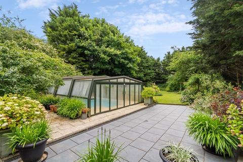 5 bedroom detached house for sale, Sundon Road, Houghton Regis, LU5