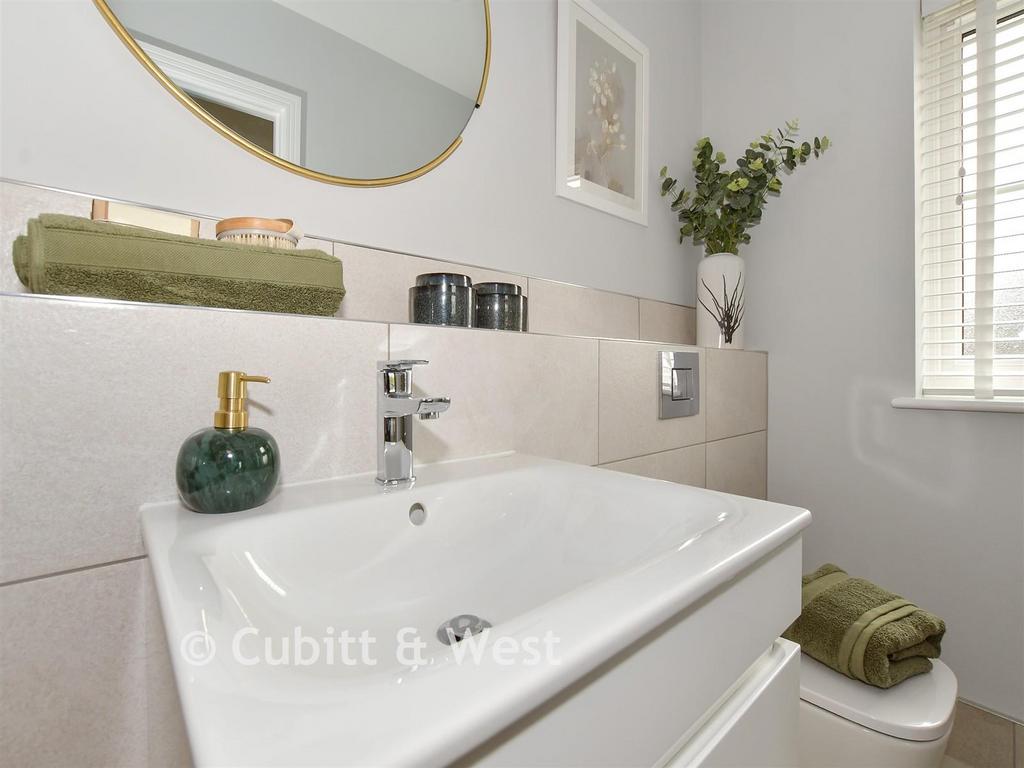 Ensuite