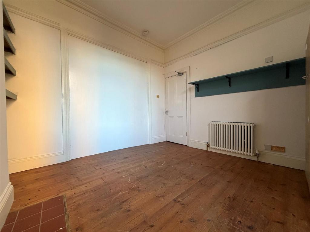 Reception Room 4.jpg