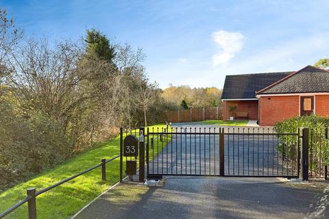 3 bedroom detached bungalow for sale, Barry Close, Kirby Muxloe, LE9