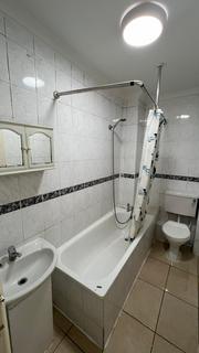 2 bedroom flat to rent, 89 Shepherds Bush Road, London, W6