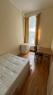2 bedroom flat to rent, 89 Shepherds Bush Road, London, W6