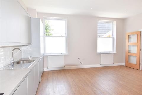 3 bedroom flat to rent, Kings Road, Kingston Upon Thames KT2