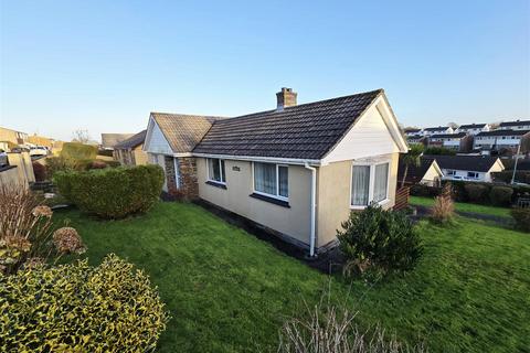 3 bedroom bungalow for sale, Meadowside, Launceston