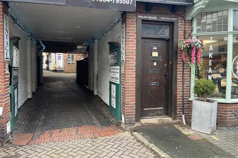 Property to rent - 90-92 High Street, Henley-In-Arden B95
