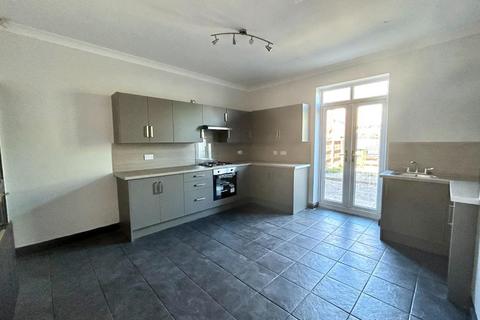 2 bedroom terraced house to rent, Queen Street, Goldthorpe, Rotherham
