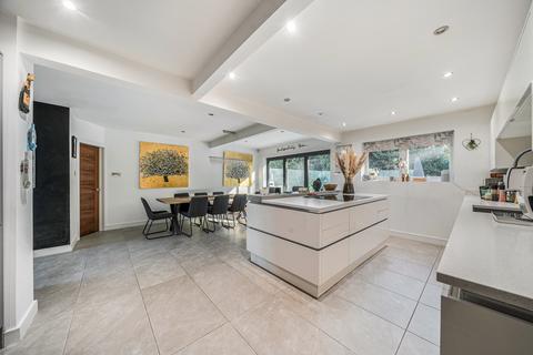 4 bedroom detached bungalow for sale, St. Nicholas Hill, Leatherhead