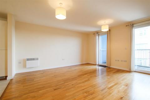 1 bedroom flat to rent, Warren Close, Cambridge CB2