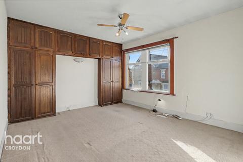 3 bedroom terraced house for sale, Southbridge Road, Croydon
