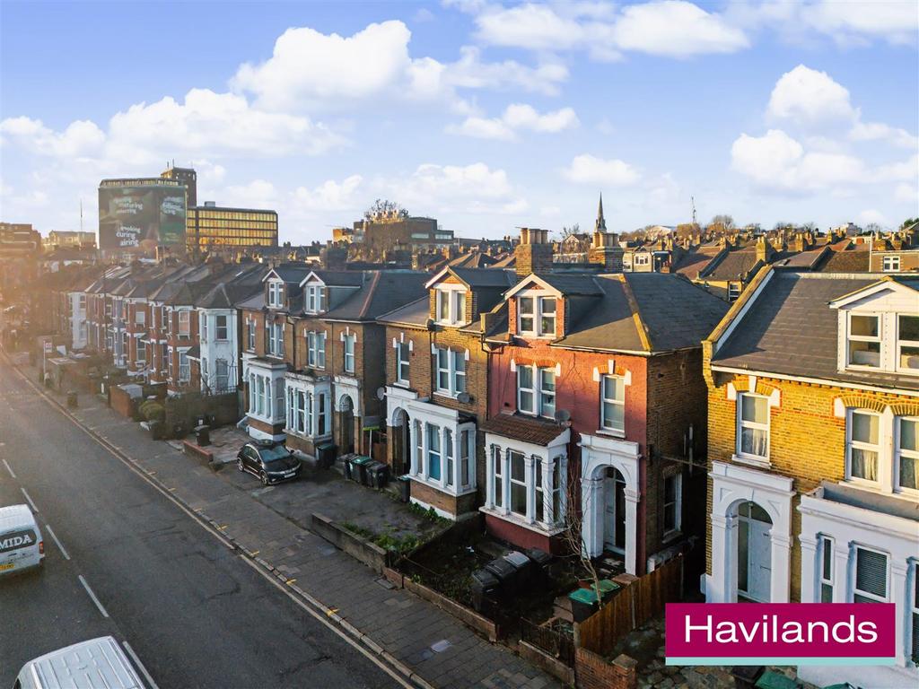 686 Lordship Lane N22 5 JN-10.jpg