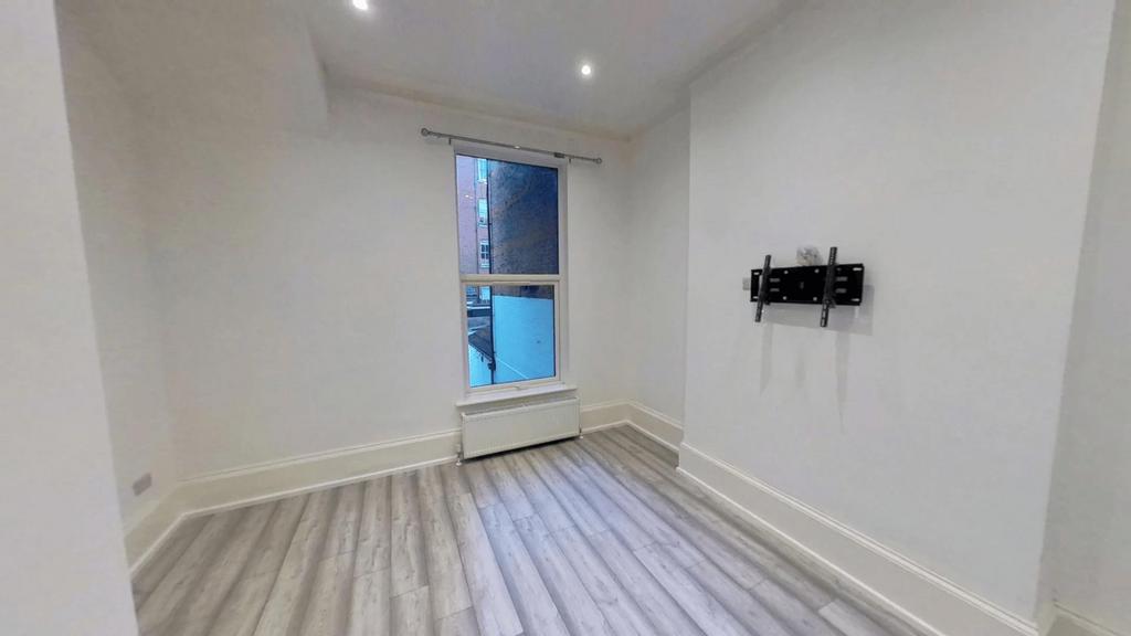 Master Bedroom.png