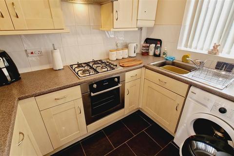 2 bedroom mews for sale, The Maples, Winsford