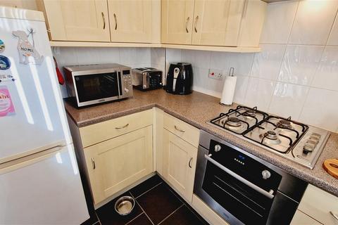 2 bedroom mews for sale, The Maples, Winsford