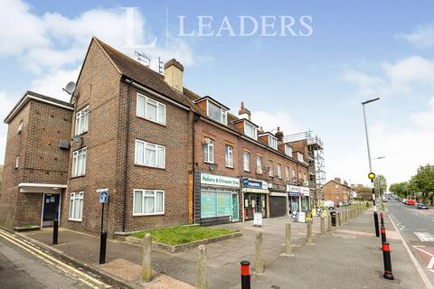 2 bedroom flat to rent, Victoria Drive, Eastbourne, BN20