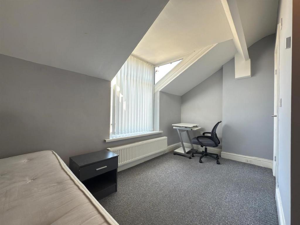 Room 4