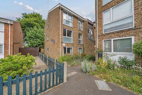 2 bedroom flat to rent, The Mall, Bedfordshire LU5
