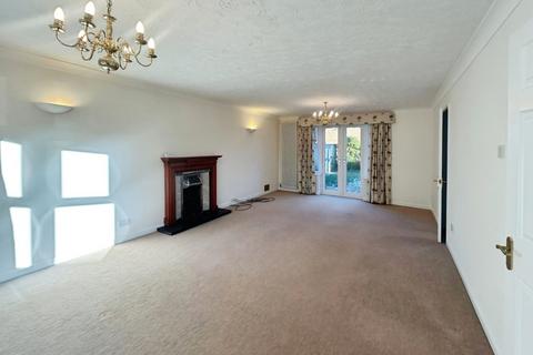undefined, Lapwing Drive, Hampton-In-Arden, B92 0BF