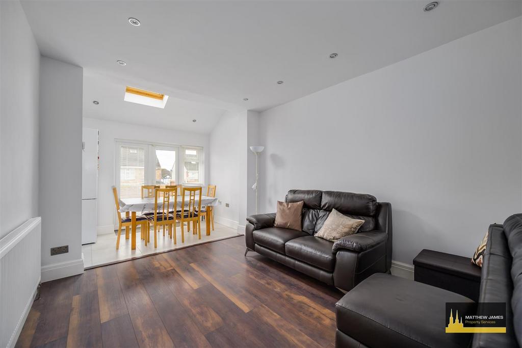 Lounge Dining Room