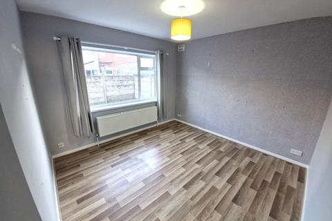 4 bedroom detached house to rent, Harcourt Road, Blackpool, FY4