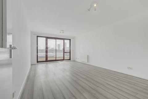 2 bedroom flat for sale, Towerside, Wapping High Street, Wapping, E1W