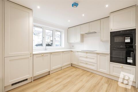 2 bedroom end of terrace house for sale, Marden Road, Romford, RM1