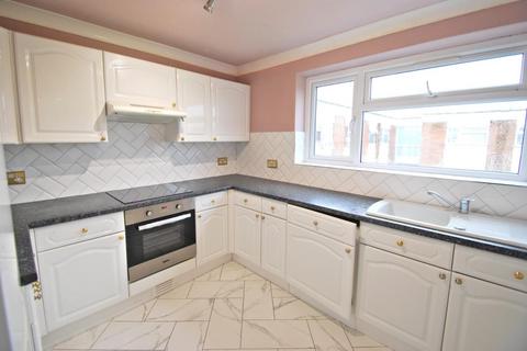 2 bedroom apartment to rent, Pine Lodge, Bramhall