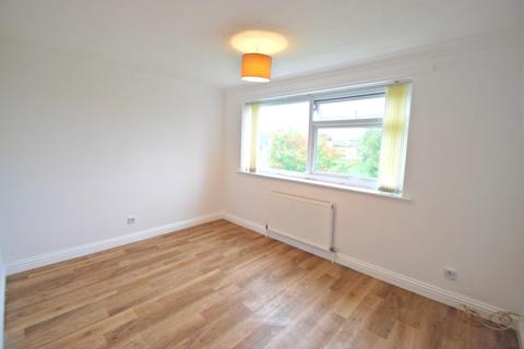 2 bedroom apartment to rent, Pine Lodge, Bramhall