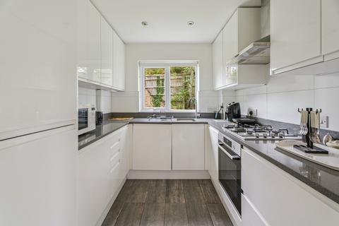 2 bedroom ground floor flat for sale, Hyrons Court, Orchard Lane, Amersham