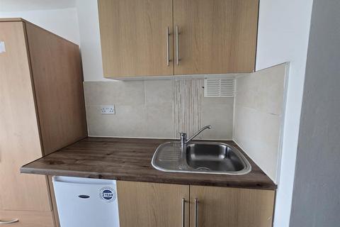 undefined, Conway Crescent, Perivale, Greenford