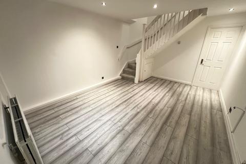 undefined, Elveden Close, Luton, Bedfordshire, LU2 7FF