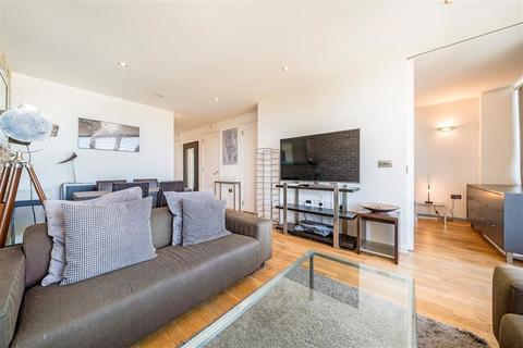 2 bedroom flat to rent, Arklow Road, London SE14